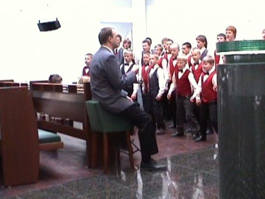 Kontsert Metotisti kirikus
videopilt  Ka nii saab koori juhatada.
